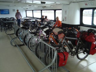 Op de/ on the ferry