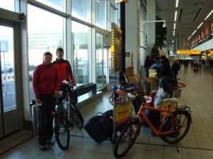 Op Schiphol/ at the airport
